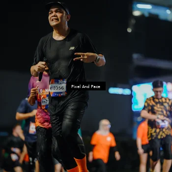 Runner Photo 7789404
