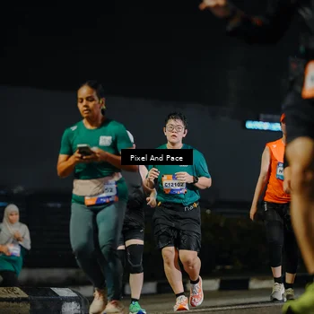 Runner Photo 7789415
