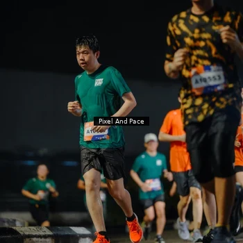 Runner Photo 7789421