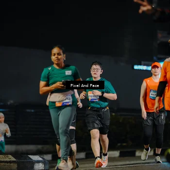 Runner Photo 7789428