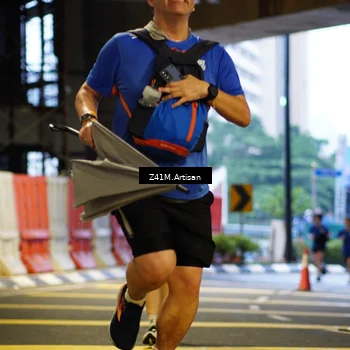 Runner Photo 7789429