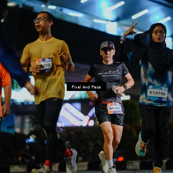 Runner Photo 7789469
