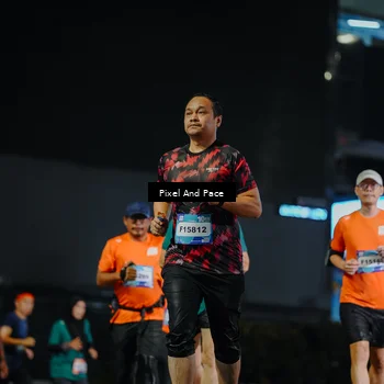 Runner Photo 7789497