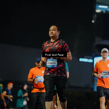 Runner Photo 7789499