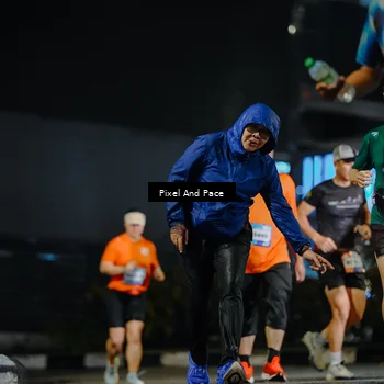 Runner Photo 7789503