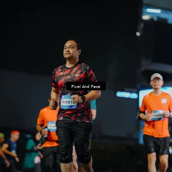 Runner Photo 7789512