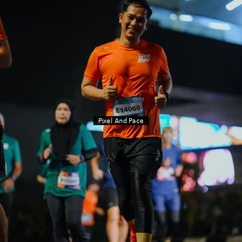 Runner Photo 7789533