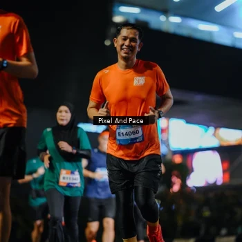 Runner Photo 7789542