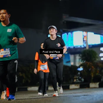 Runner Photo 7789555