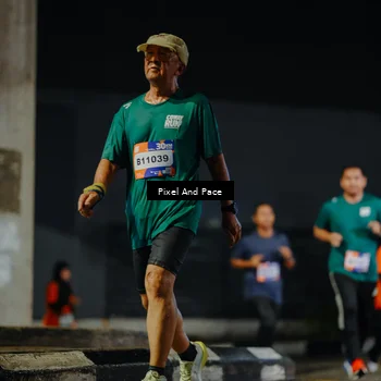 Runner Photo 7789565