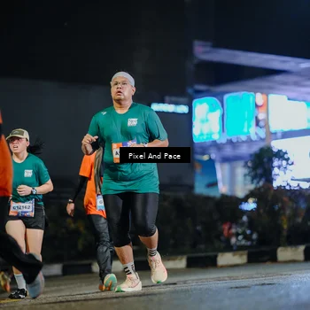 Runner Photo 7789574