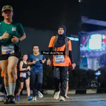Runner Photo 7789582