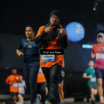 Runner Photo 7789586