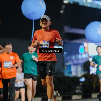 Runner Photo 7789593
