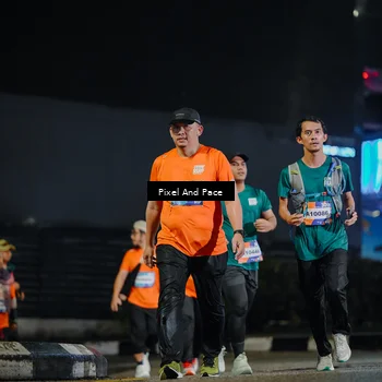 Runner Photo 7789618