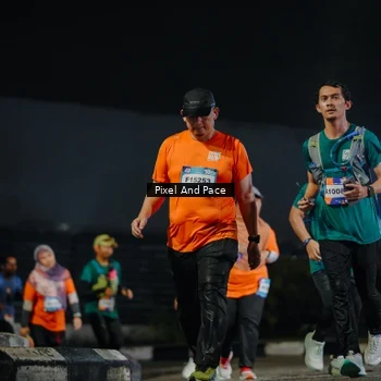 Runner Photo 7789631