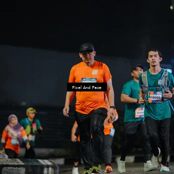 Runner Photo 7789632