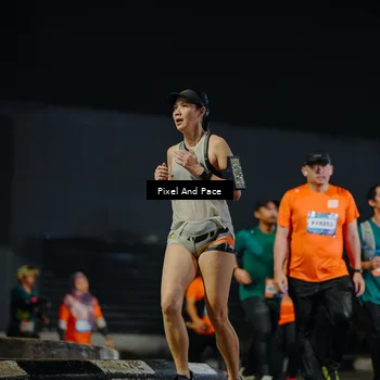 Runner Photo 7789651
