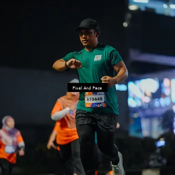 Runner Photo 7789662