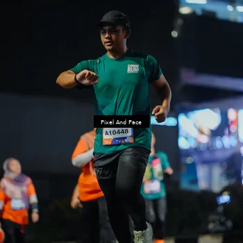 Runner Photo 7789663