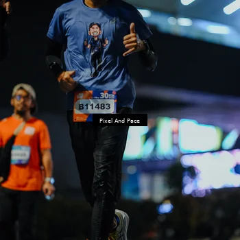 Runner Photo 7789675