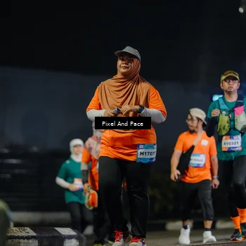 Runner Photo 7789677