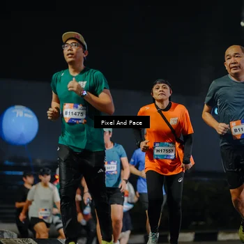 Runner Photo 7789690