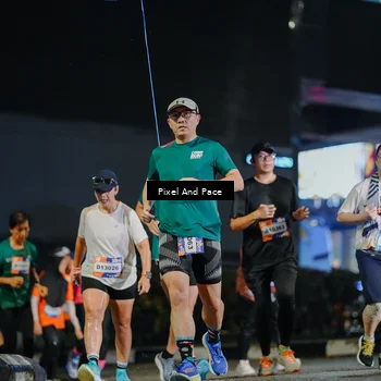 Runner Photo 7789699