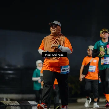 Runner Photo 7789705