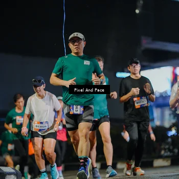 Runner Photo 7789712