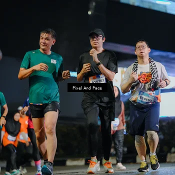 Runner Photo 7789716