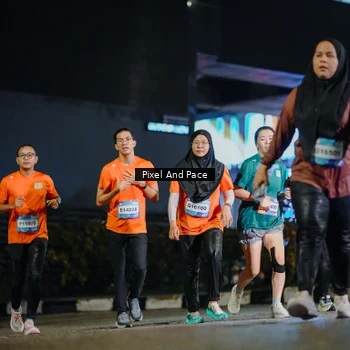 Runner Photo 7789761