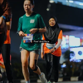 Runner Photo 7789776