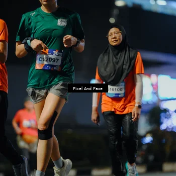 Runner Photo 7789784