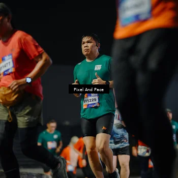 Runner Photo 7789802