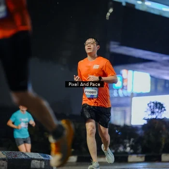 Runner Photo 7789812