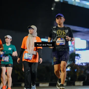 Runner Photo 7789838
