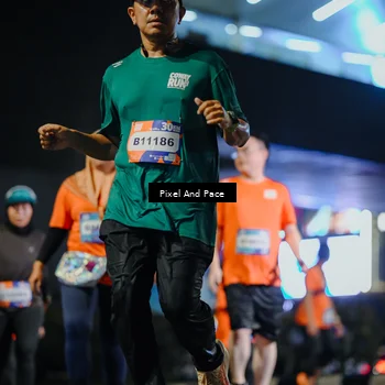 Runner Photo 7789840