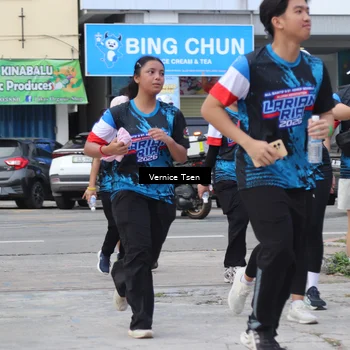 Runner Photo 7789863
