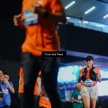 Runner Photo 7789879