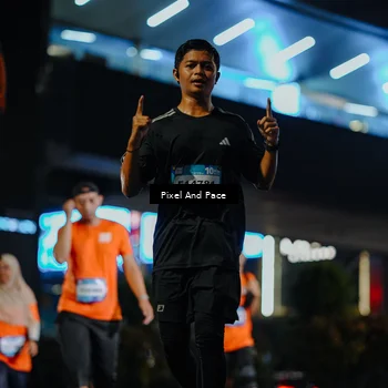 Runner Photo 7789925