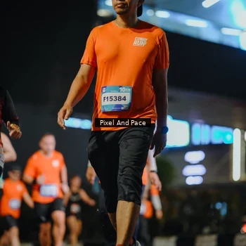 Runner Photo 7789937