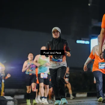 Runner Photo 7789943