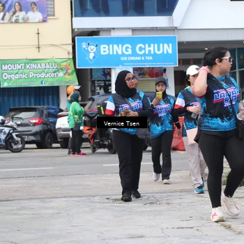 Runner Photo 7789965
