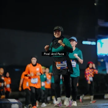 Runner Photo 7789974