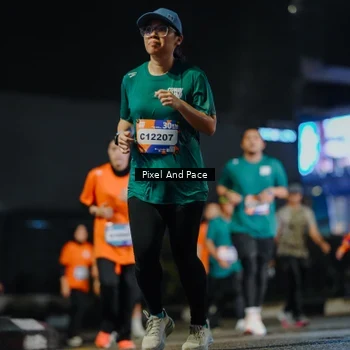 Runner Photo 7789979