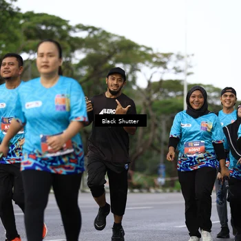 Runner Photo 7789991