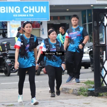 Runner Photo 7789997