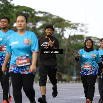 Runner Photo 7789998