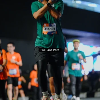 Runner Photo 7790001